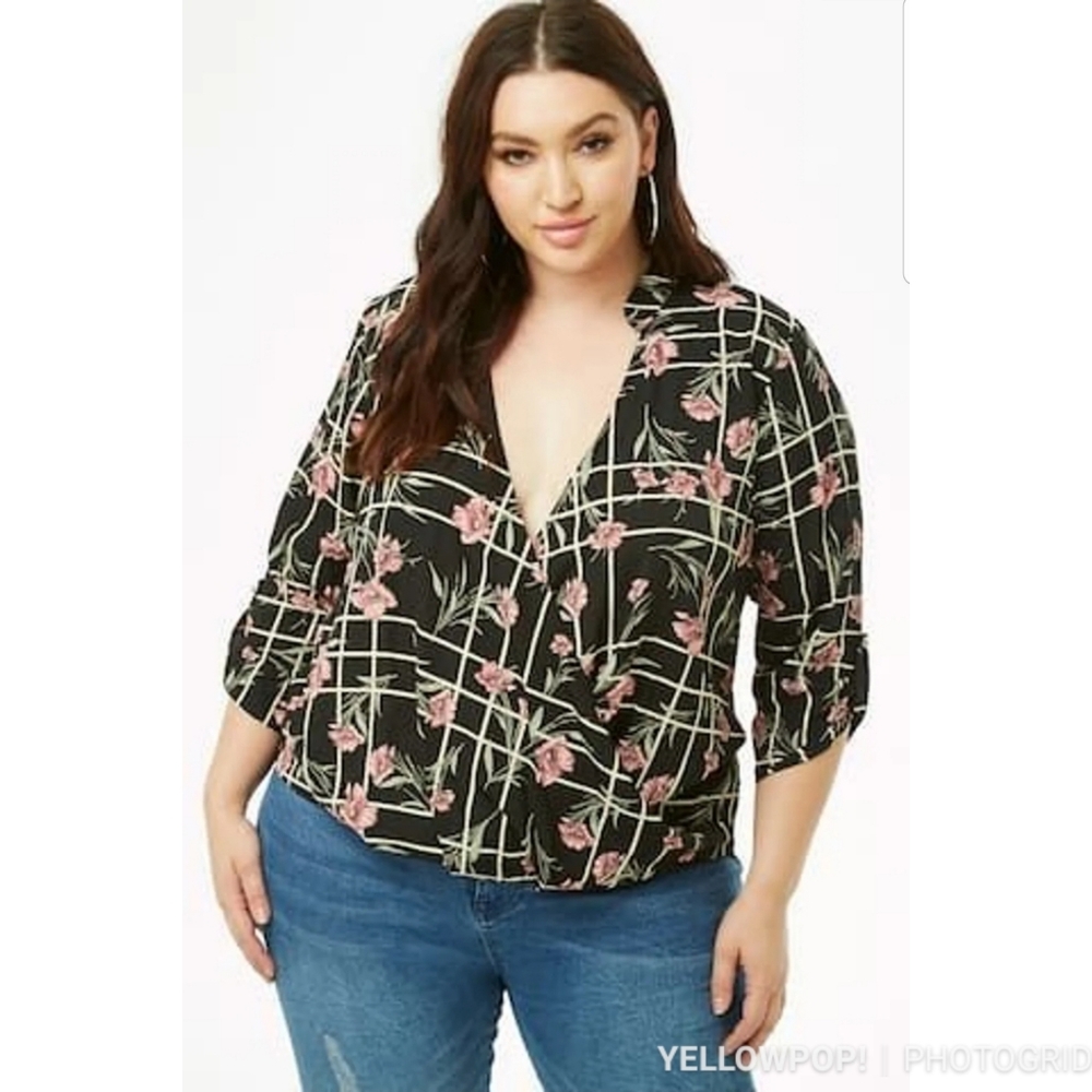 1x|Forever 21 Plus Floral Windowpane Top